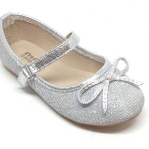 Classic style silver flat