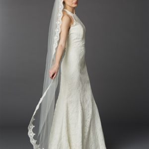 Layer bridal veil
